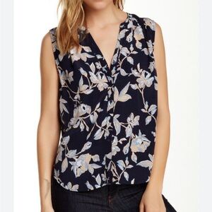 Joie Finnegan 100% silk floral sleeveless button up blouse size medium